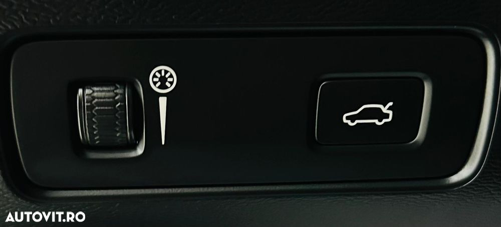 Volvo XC 40 T2 Momentum Core - 13