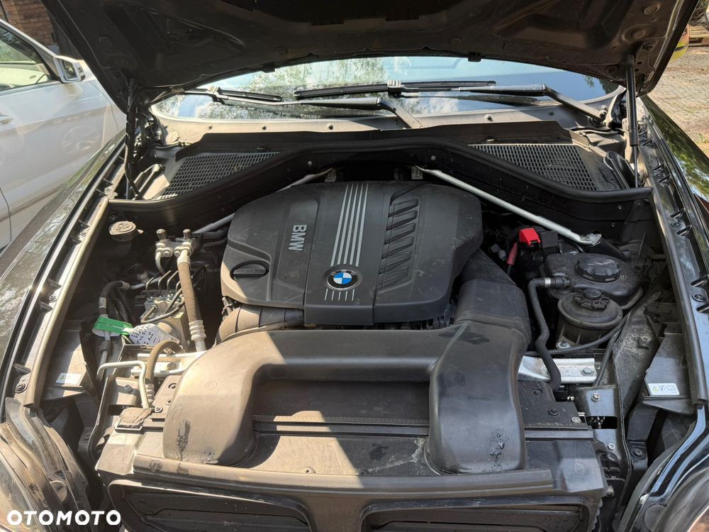 BMW X6 xDrive40d - 10