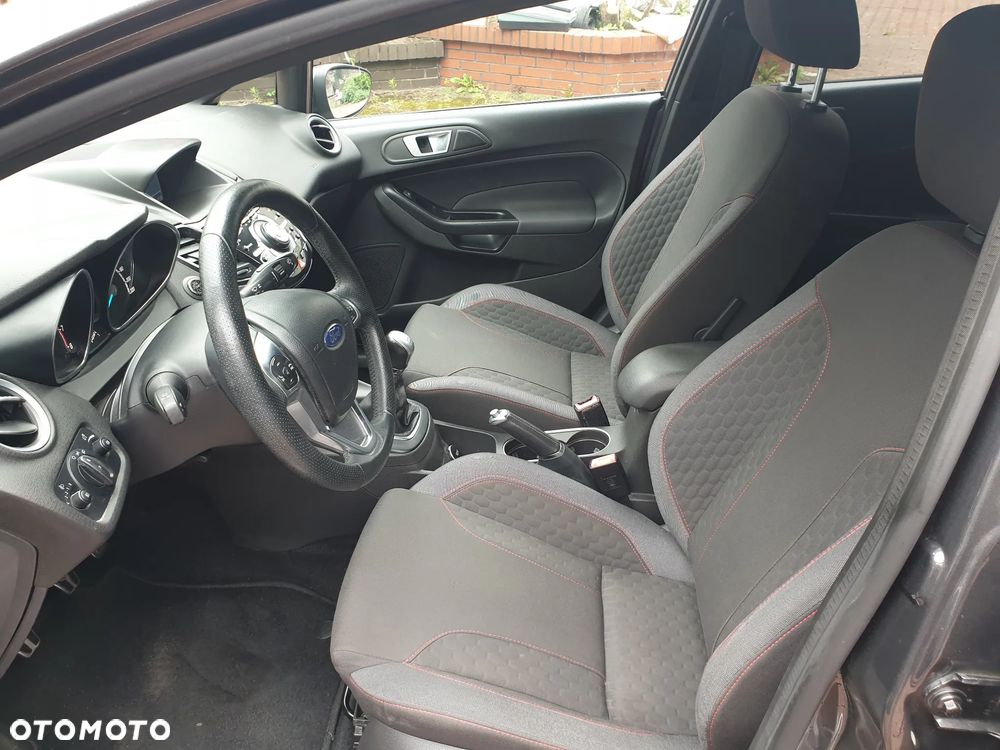 Ford Fiesta 1.0 Celebration - 8