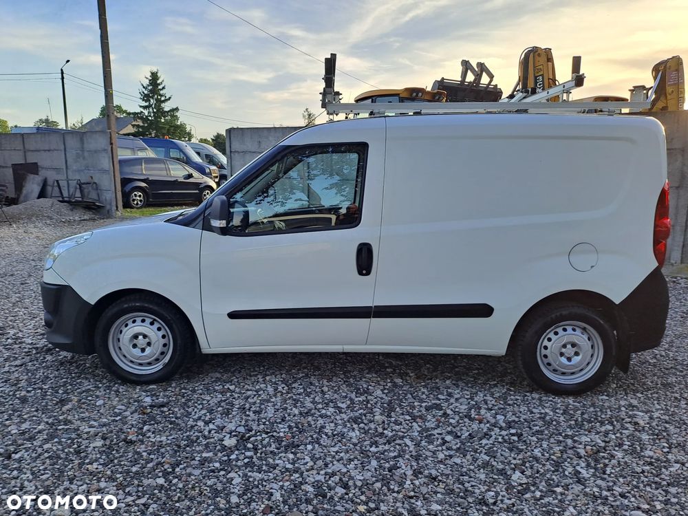 Fiat Doblo 1.3 M-jet 90KM Klima Blaszak - 9