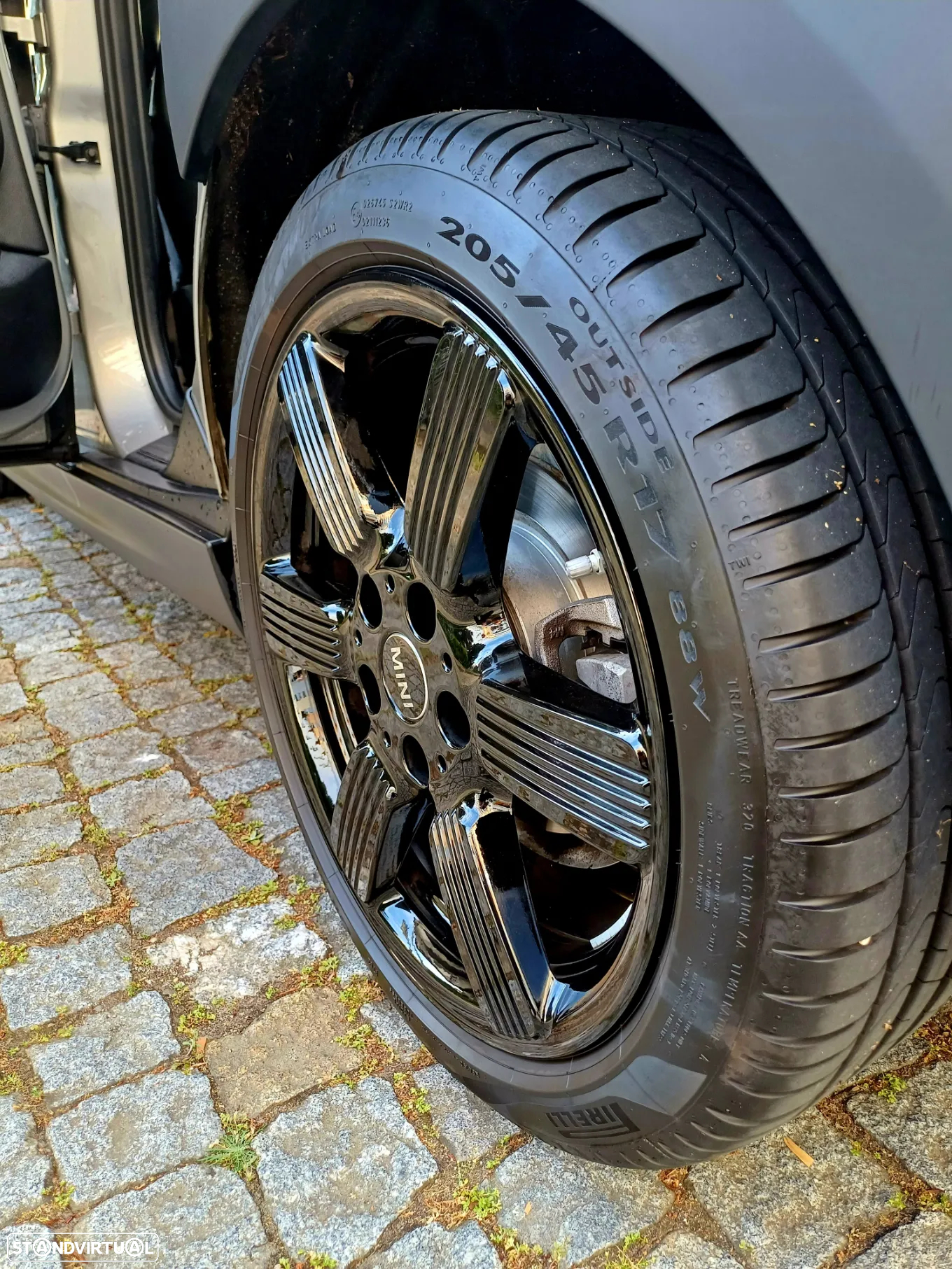 MINI 5 Portas Cooper Classic Auto - 8