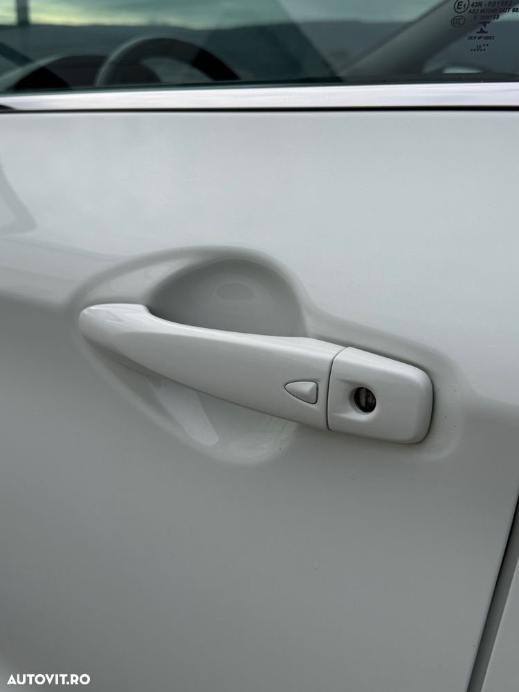 Nissan Qashqai 1.6 DCI 4 x 4 DPF Start/Stop tekna - 19