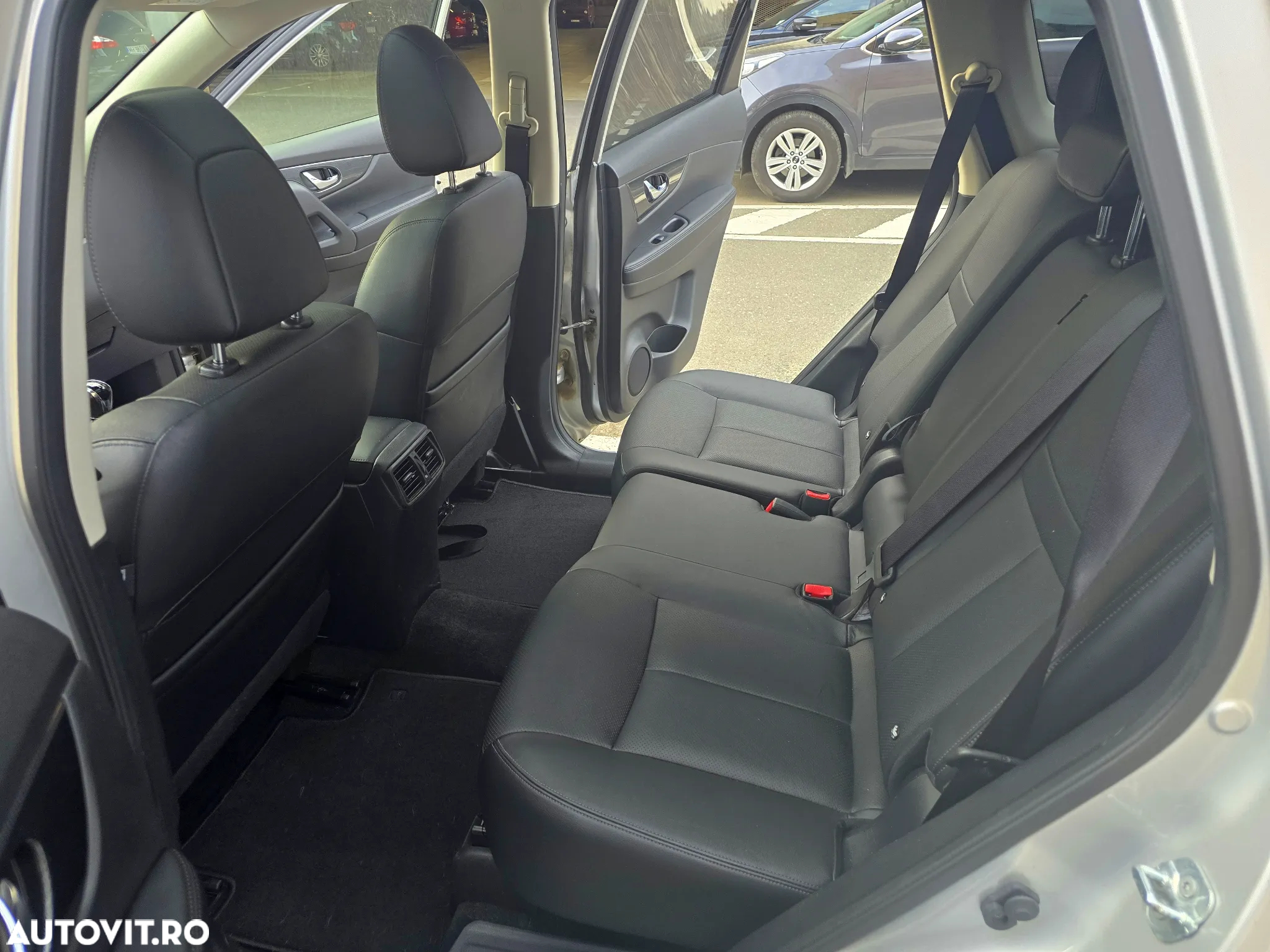Nissan X-Trail - 10
