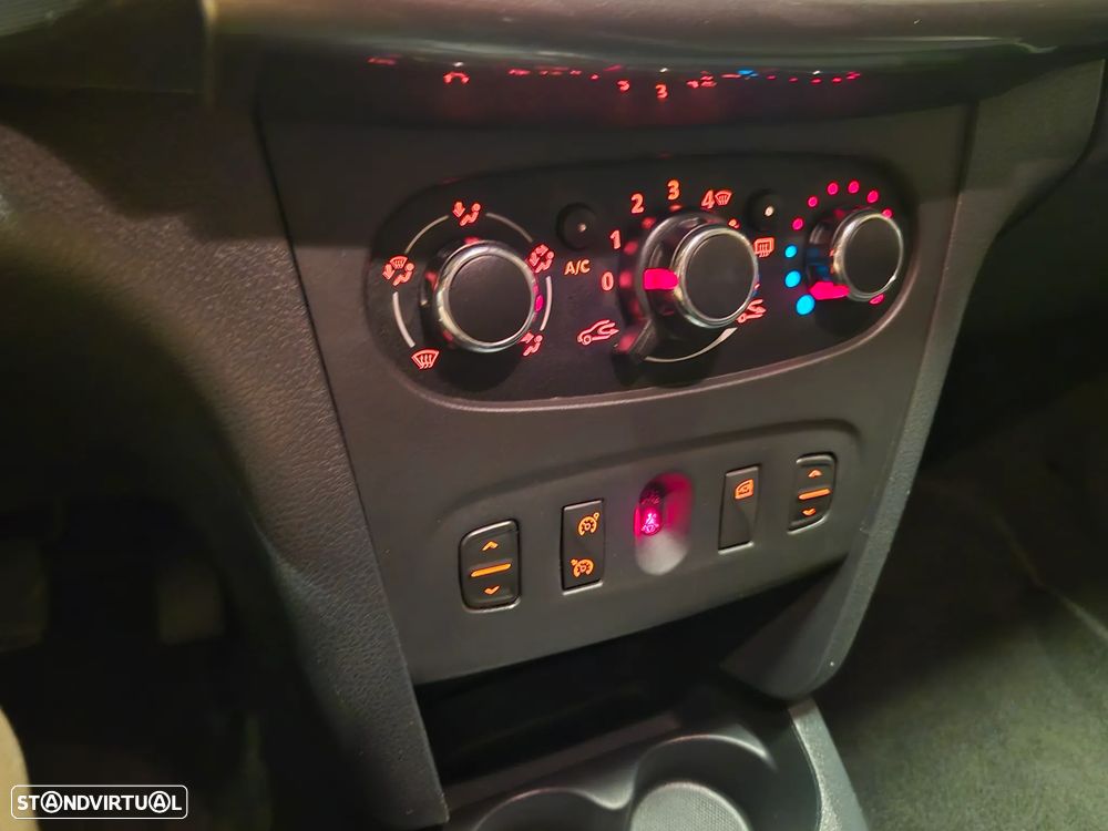 Dacia Sandero 0.9 TCe Stepway - 21