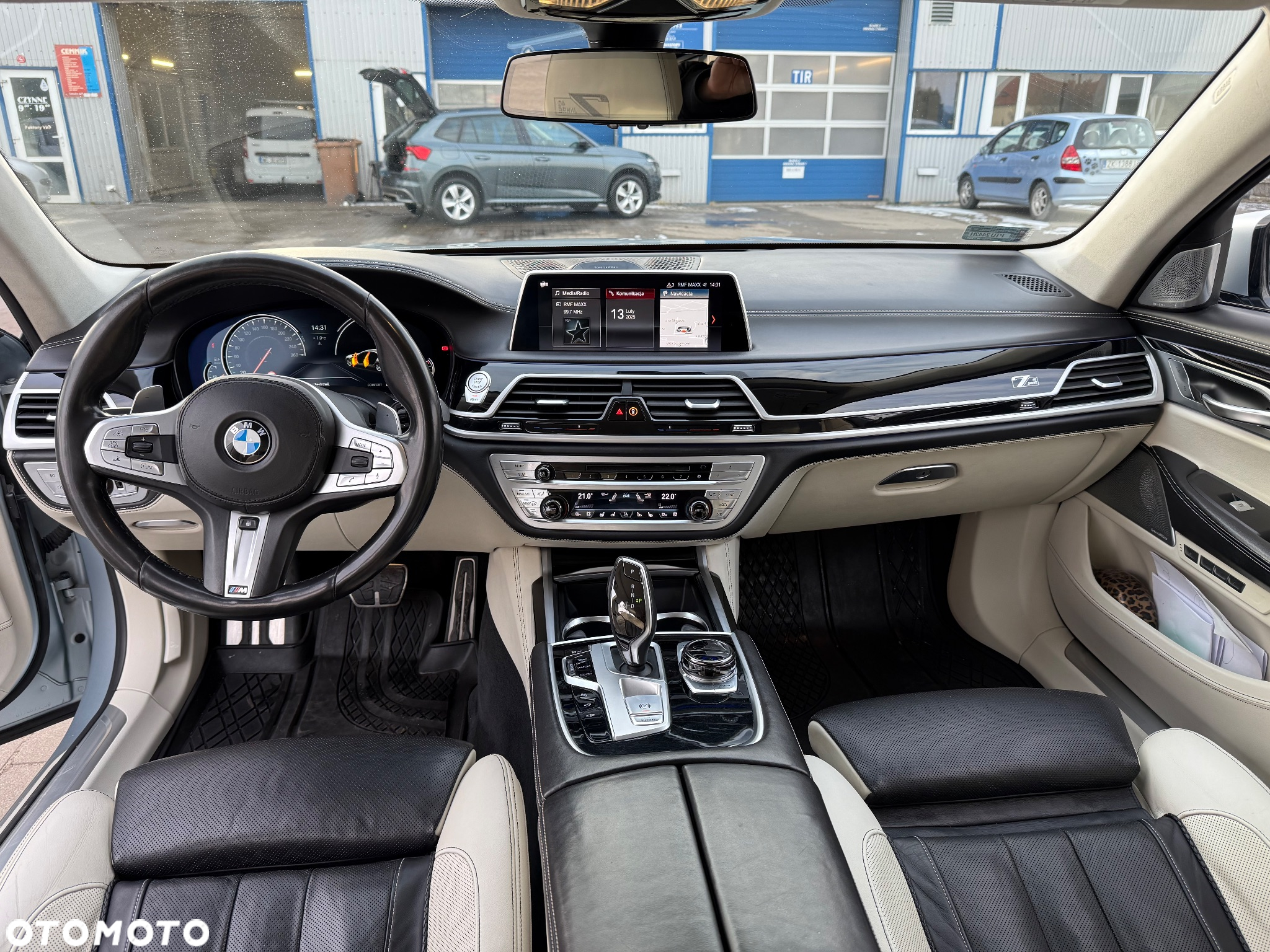 BMW Seria 7 740d xDrive sport - 24