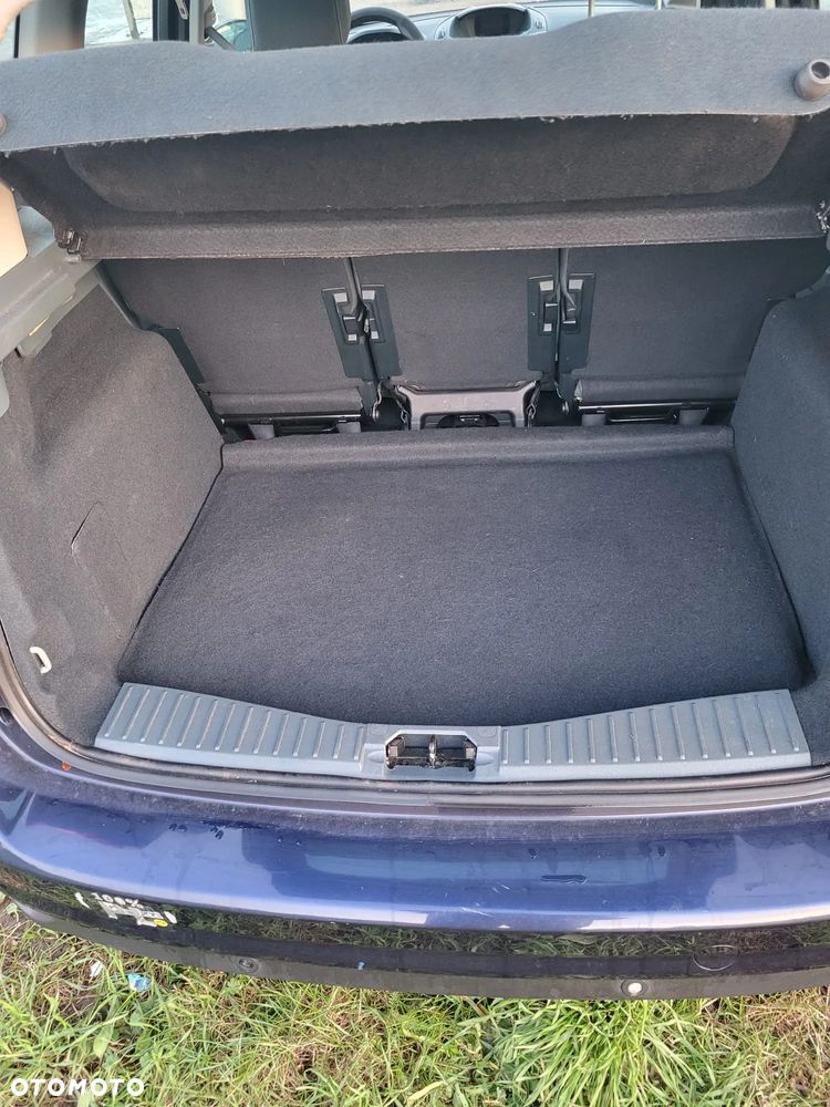 Ford C-MAX 2.0 TDCi Titanium - 17