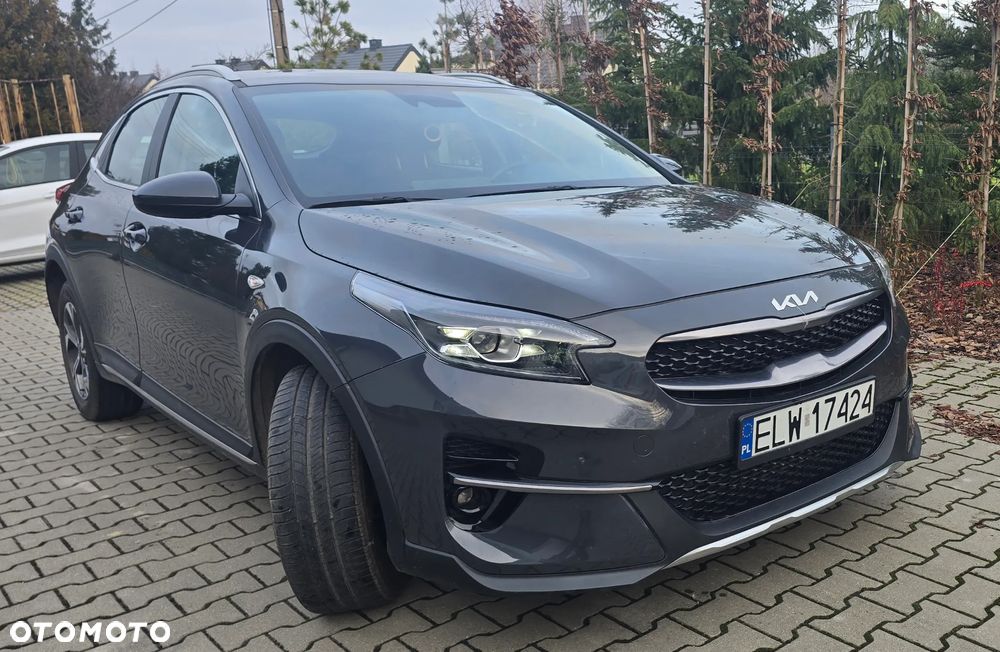 Kia XCeed 1.6 CRDi LAUNCH EDITION - 3