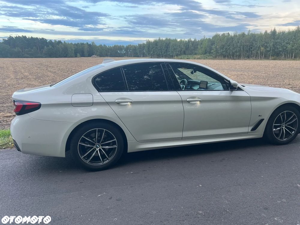 BMW Seria 5 520d xDrive M Sport sport - 8