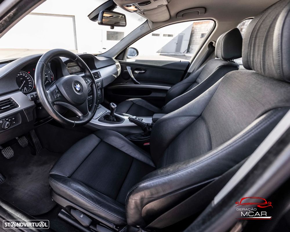 BMW 320 d - 16