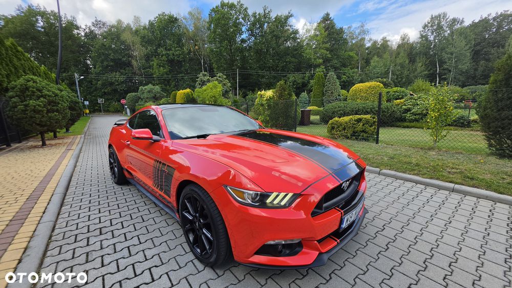Ford Mustang 5.0 V8 GT - 2