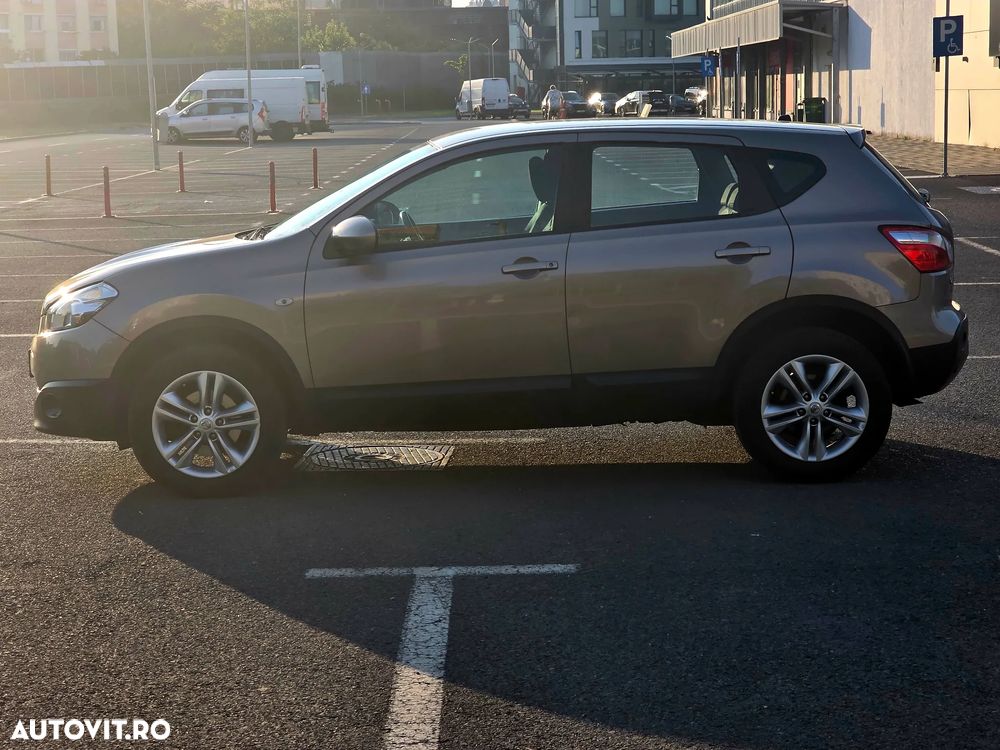 Nissan Qashqai 2.0 DCI DPF Tekna - 16