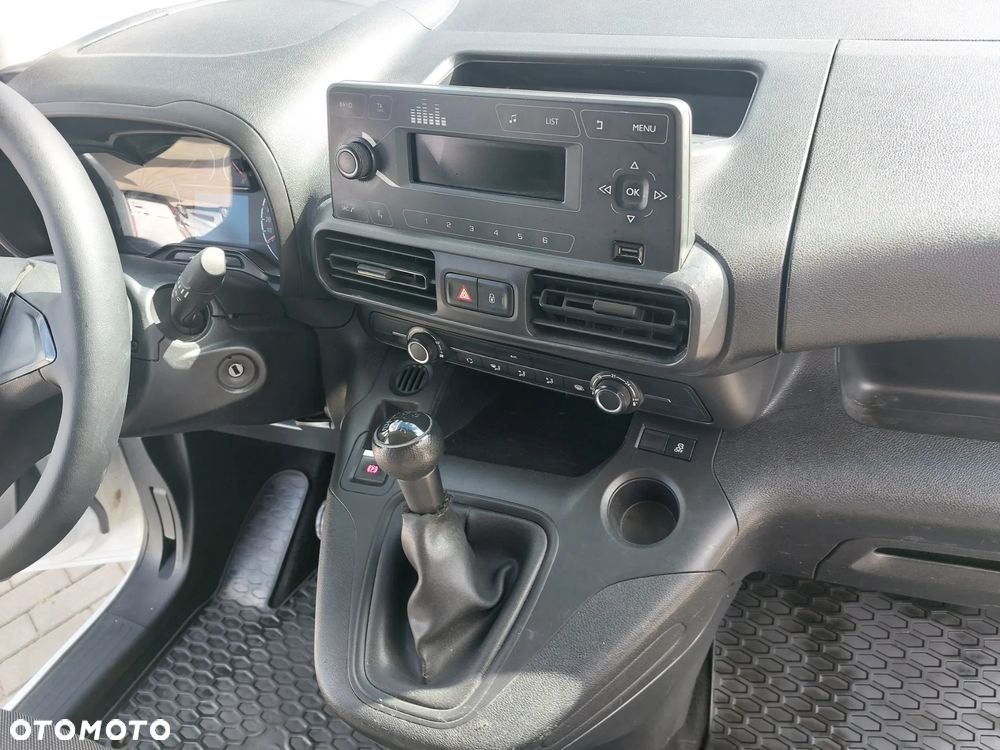 Opel Combo - 26