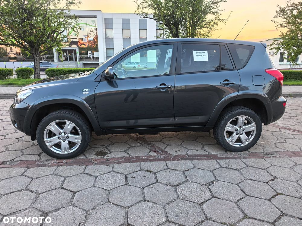 Toyota RAV4 2.2 D-CAT 4x4 Executive - 4