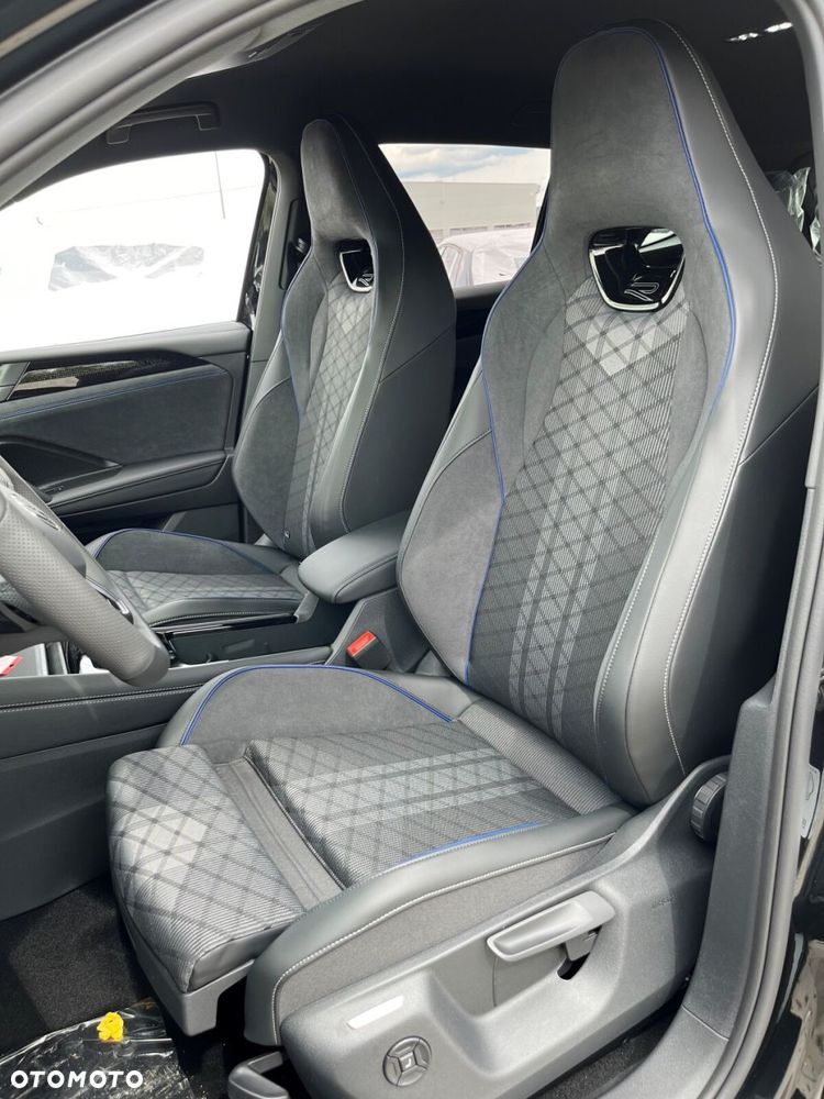 Volkswagen Tiguan - 9