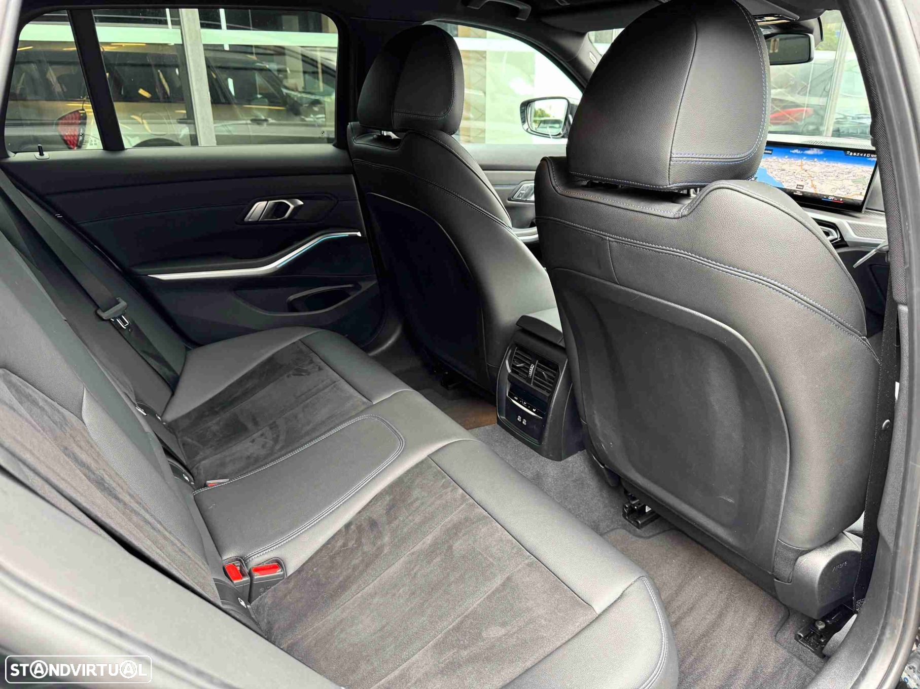 BMW 320 e Touring Pack Desportivo M Auto - 19
