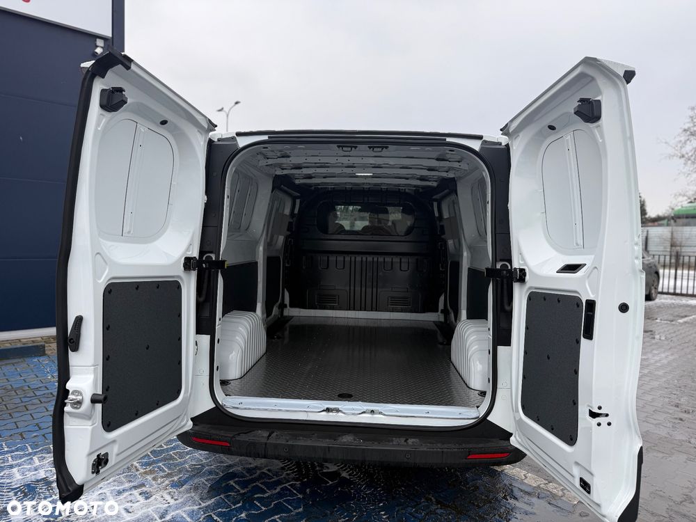 Maxus Deliver 7 - 23