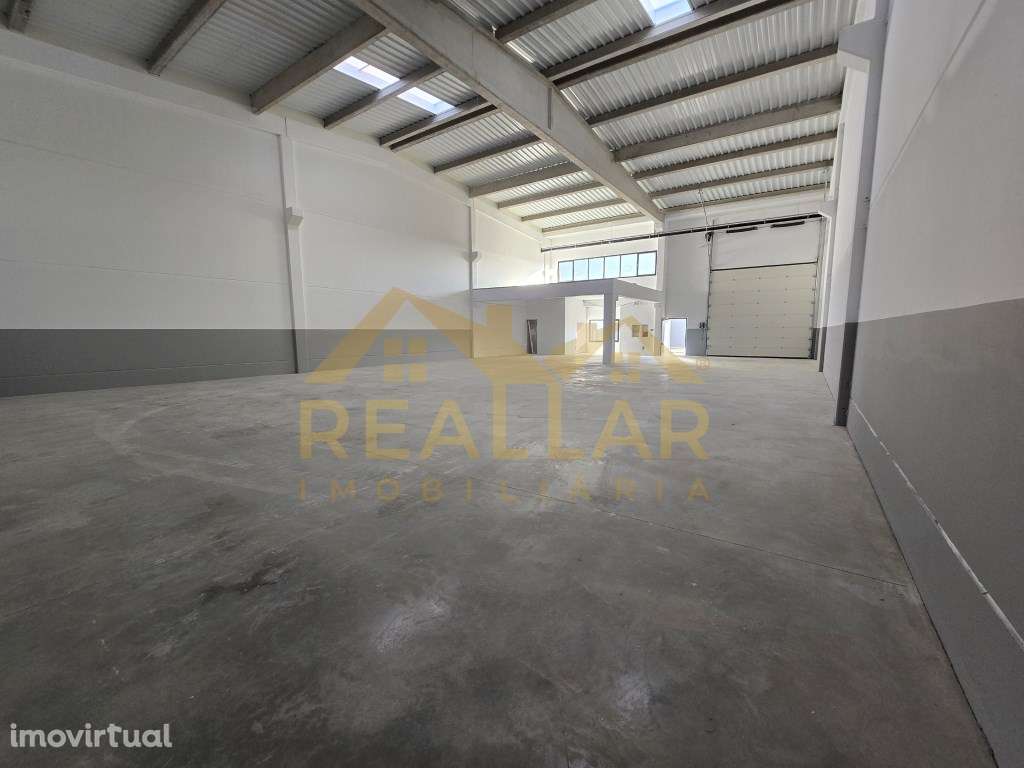 Armazém Novo para Arrendamento em Amorim - Póvoa de Varzim - Grande imagem: 3/9