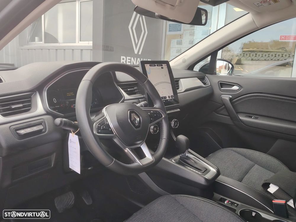 Renault Captur 1.6 E-Tech Full Hybrid Techno — fotografia 5