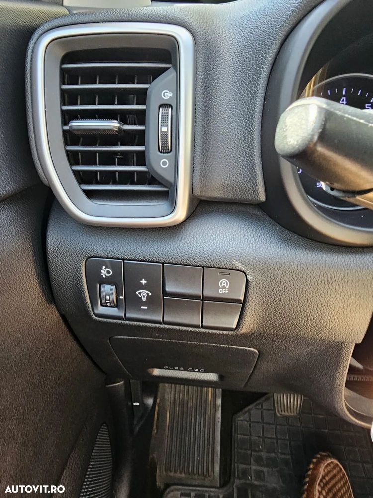 Kia Sportage 1.6 GDI 6MT 4x2 Classic - 11
