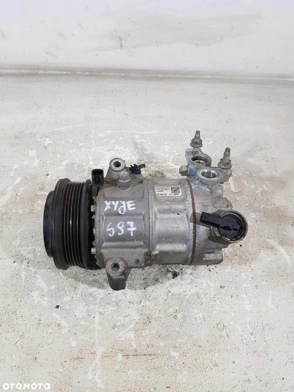SPRĘŻARKA KLIMATYZACJI H1BH-19D629-DA FORD FIESTA MK7 1.1B XYJE - 2