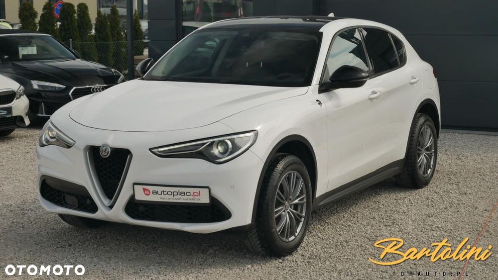 Alfa Romeo Stelvio - 4