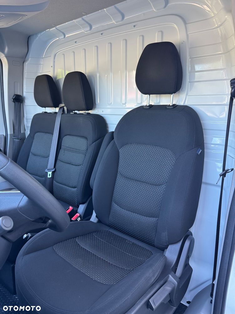Maxus Deliver 9 - 21