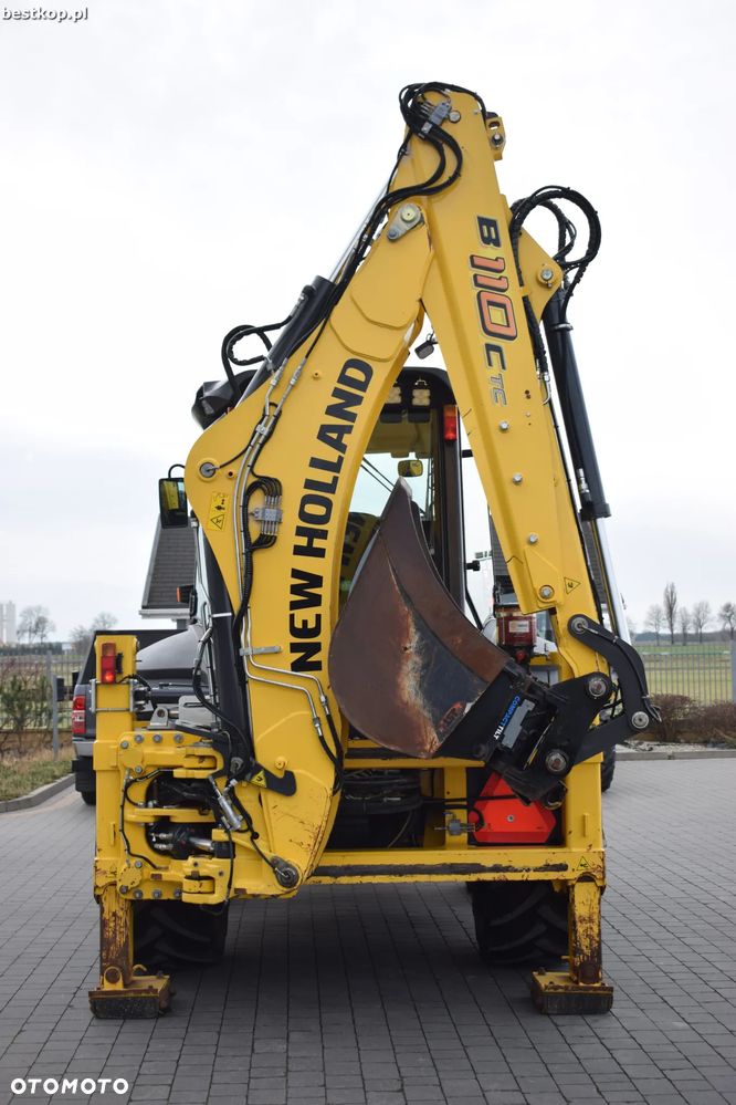 New Holland B110C - 12