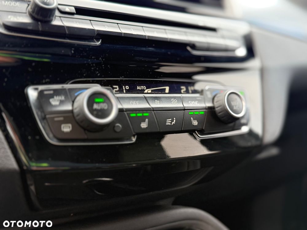 BMW X1 xDrive20d - 33