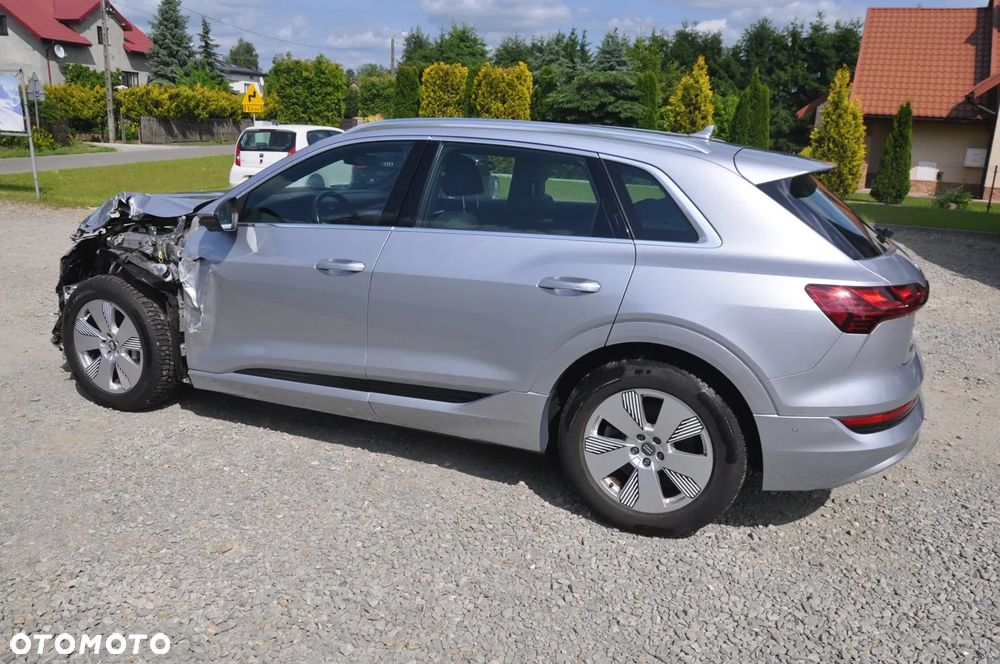 Audi e-tron 50 Quattro S Line - 10