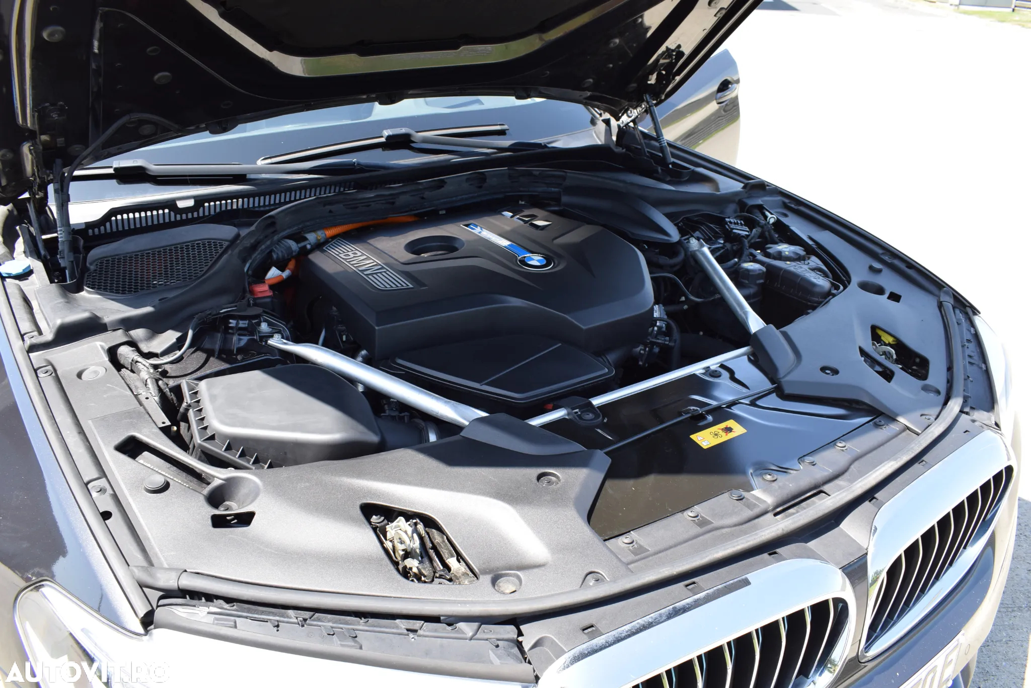 BMW Seria 5 530e iPerformance Aut. - 38