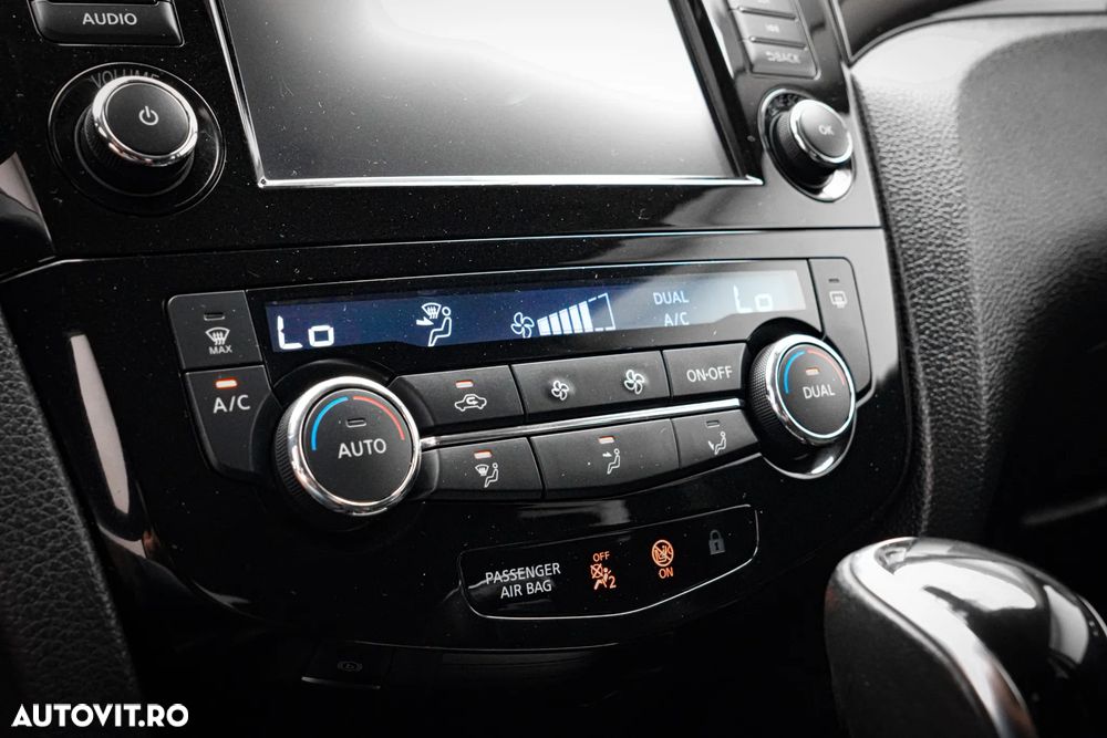 Nissan Qashqai 1.3 l MHEV X-Tronic Tekna Plus - 21