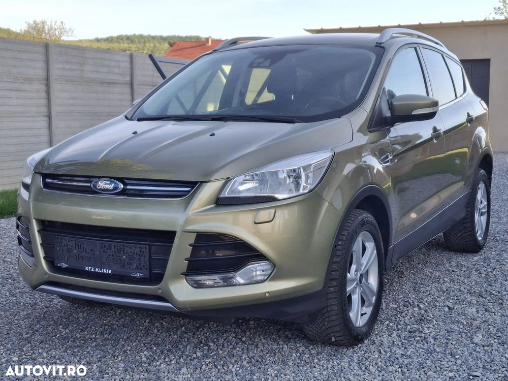Ford Kuga 2.0 TDCi 4x4 Aut. Titanium - 1