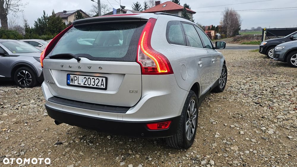 Volvo XC 60 D3 Momentum - 5