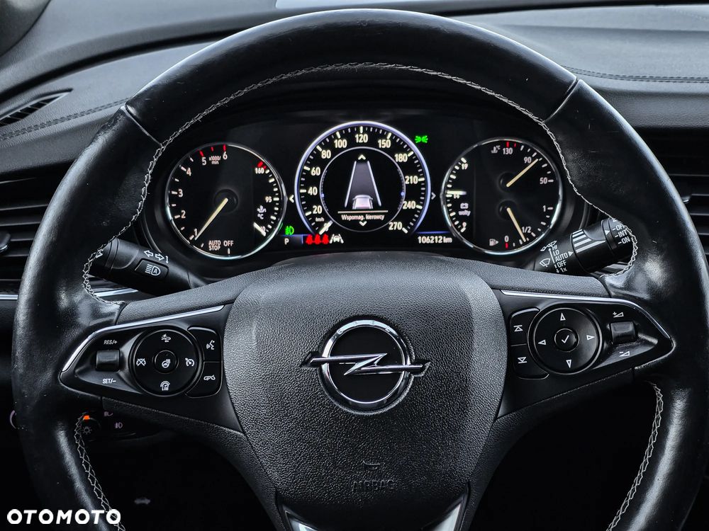 Opel Insignia - 15