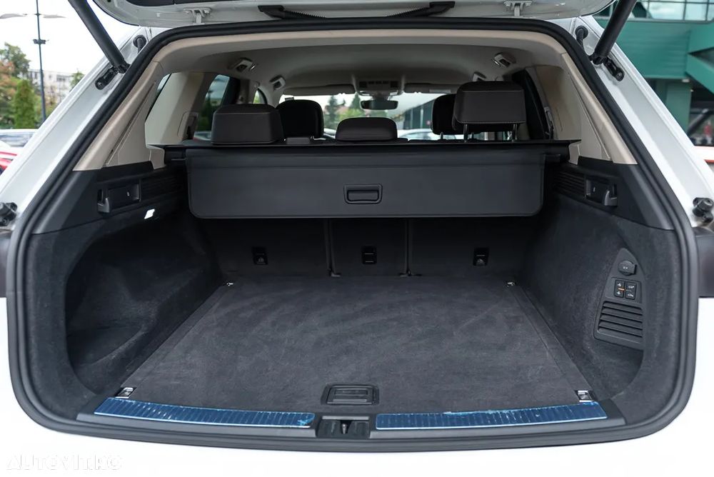 Volkswagen Touareg V6 TDI Elegance - 17