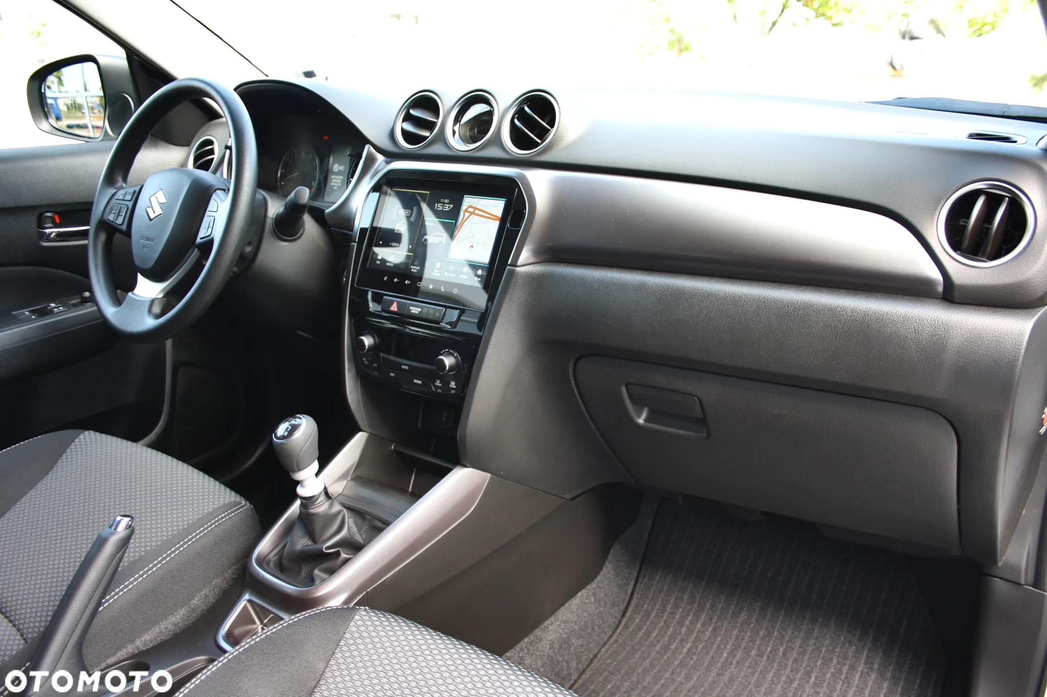 Suzuki Vitara 1.4 Boosterjet mHEV Premium 2WD - 16