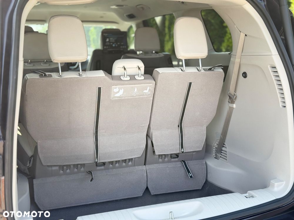 Chrysler Pacifica - 26