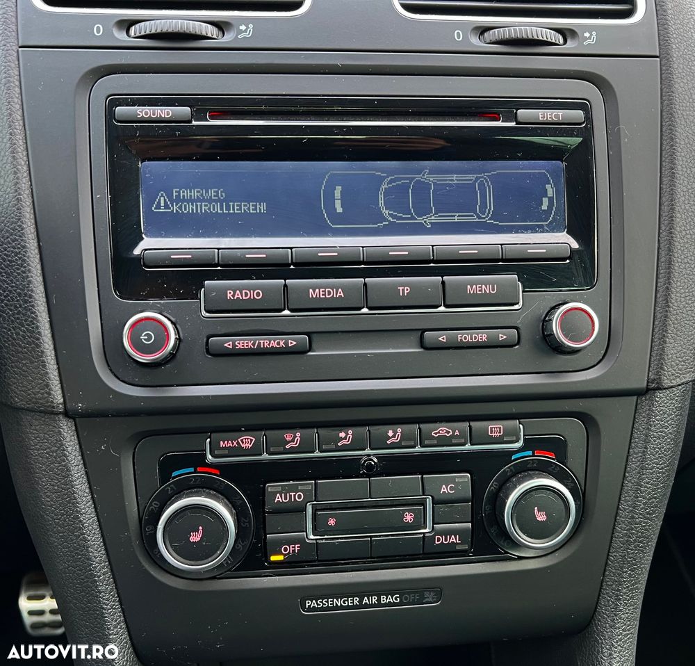 Volkswagen Golf 1.4 TSI Highline - 11