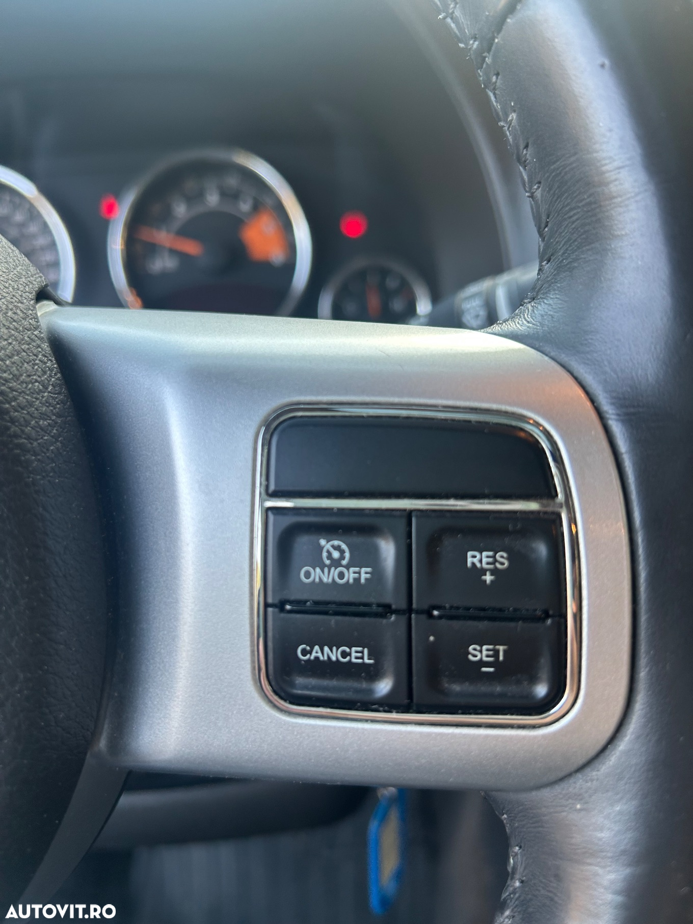Jeep Compass - 12