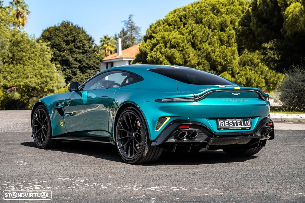 Aston Martin Vantage Coupe V8 - 7