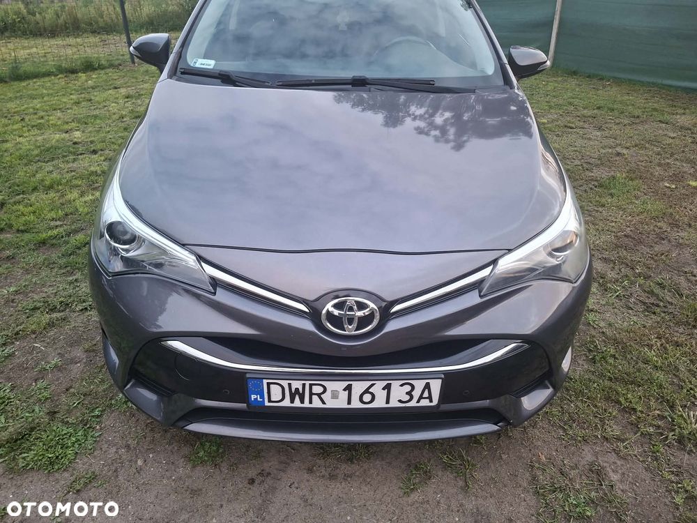 Toyota Avensis 2.0 D-4D Prestige - 4