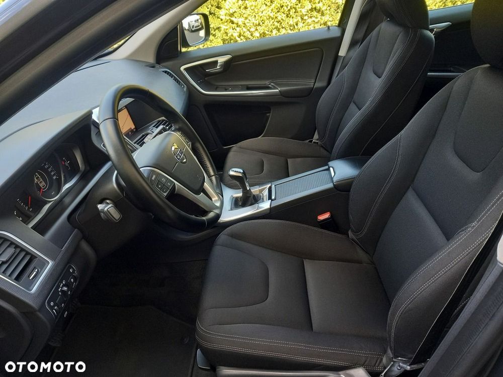 Volvo XC 60 D3 Momentum - 29
