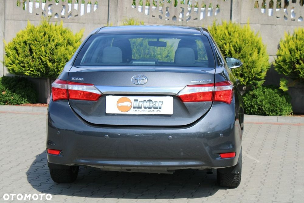 Toyota Corolla - 8