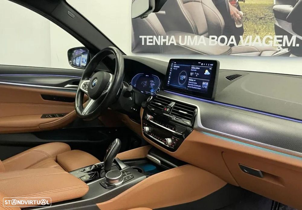 BMW 530 e Pack Desportivo M - 5