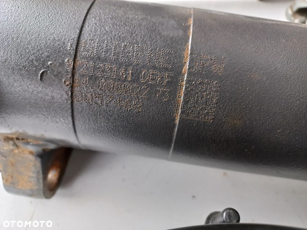 Części Agco Valtra,Massey,Fendt Obudowa PTO M934152220300,koło zębate,ACV079246A,SIŁOWNIK TUZA,OGNIBENE,ACV3867420,ACX2728610,4293088M1,CZUJNIK PALIWA,ACX2728590,10911060,0046106100000,934152221020,przekładnia czołowa,filtr kabinowy,acw2380980.acw1481500,chłodnica wody,ACV0303150. - 20