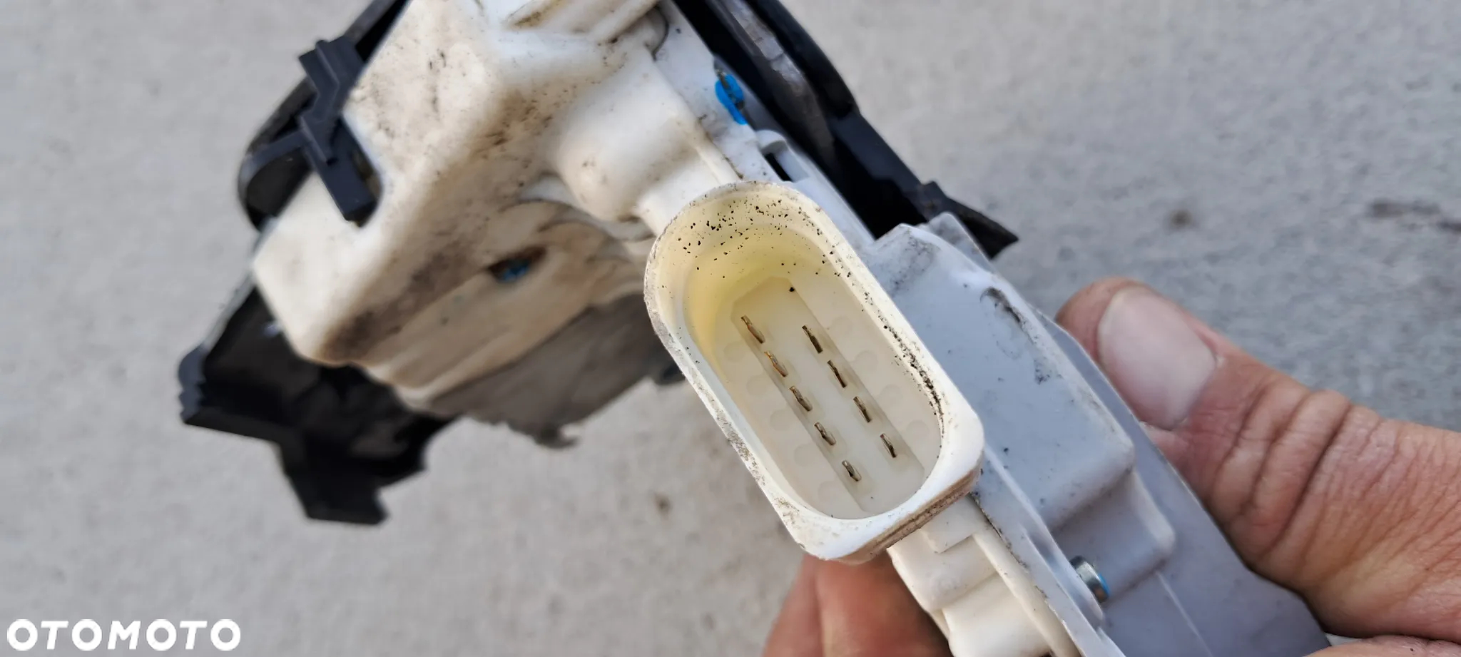 Zamek Drzwi Lewy/Prawy Przód/Tył 7Pin 8Pin 9Pin Audi A3 8P A6 C6 - 4
