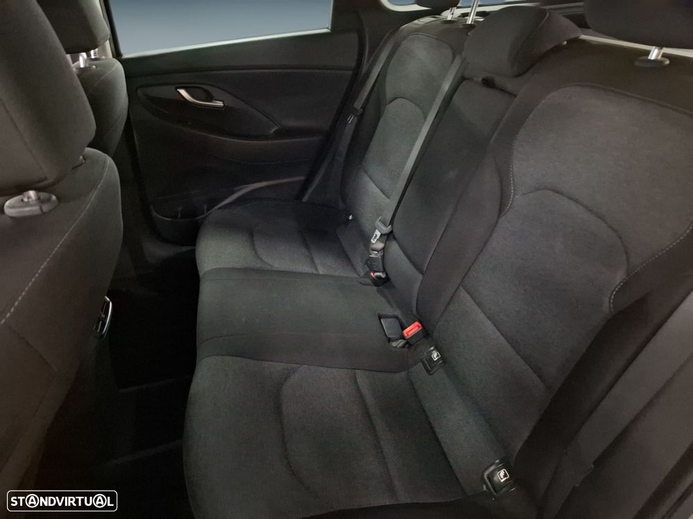 Hyundai i30 SW 1.0 T-GDi Style Plus - 14