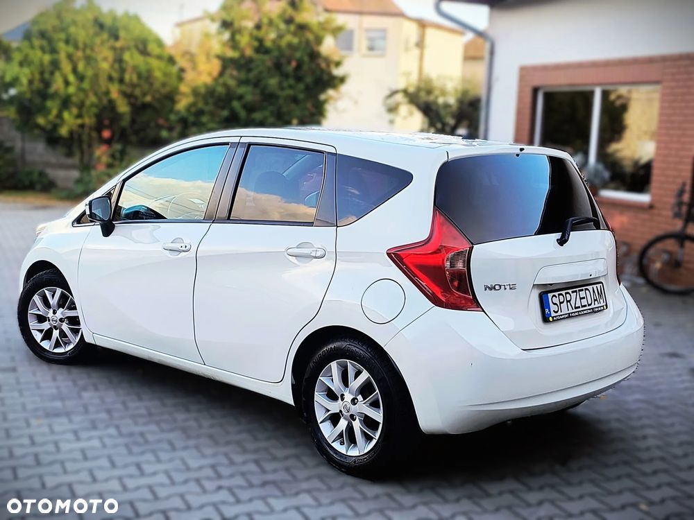 Nissan Note 2014 photo 3