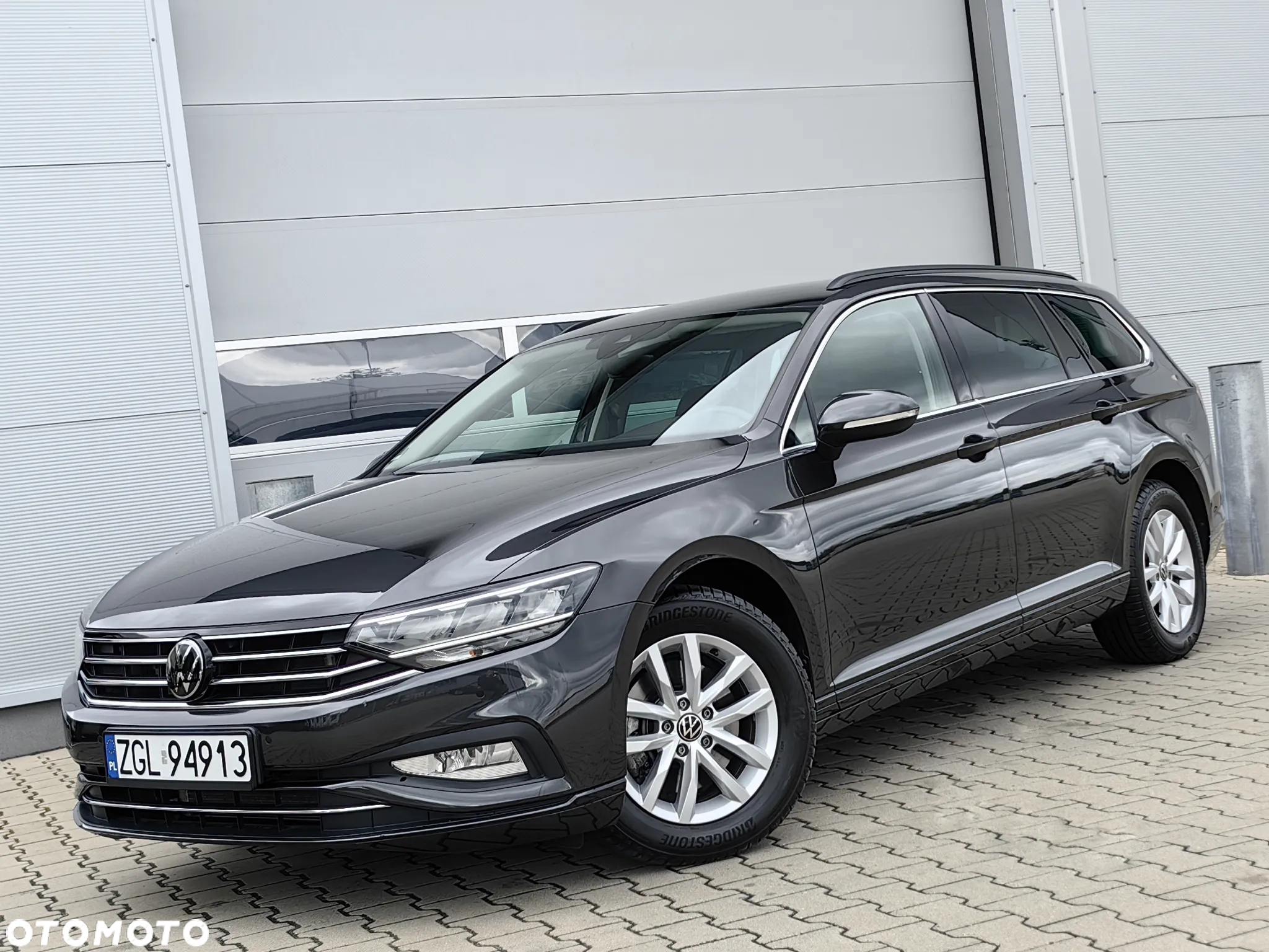 Volkswagen Passat Variant 1.5 TSI OPF DSG Highline - 2