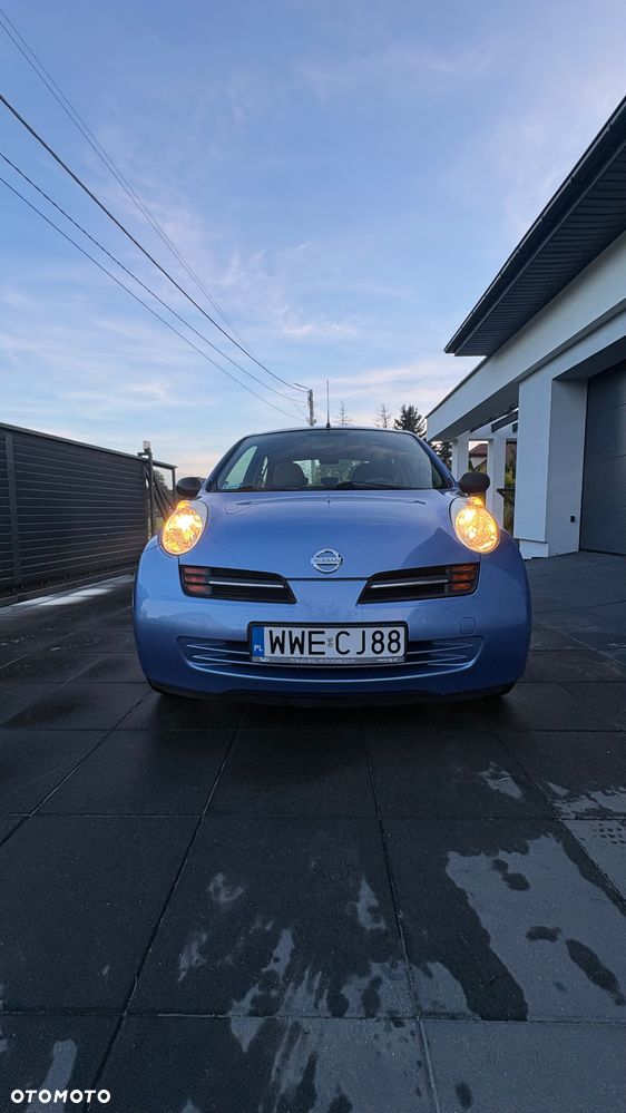 Nissan Micra - 1